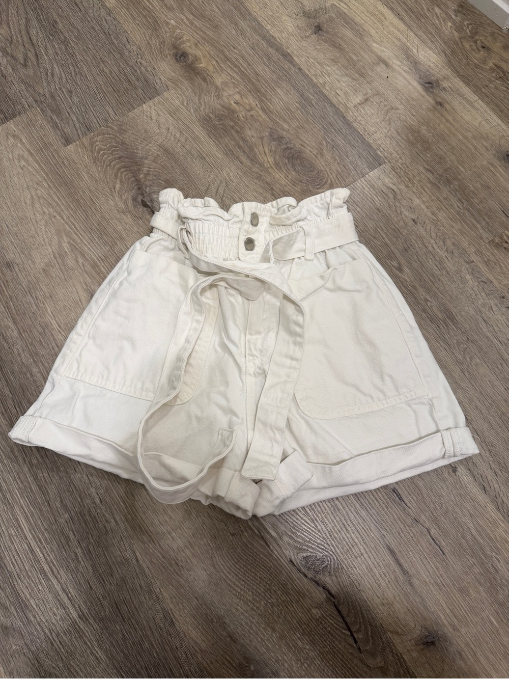 Ara Cream High-Waist Paperbag Shorts with Tie Belt